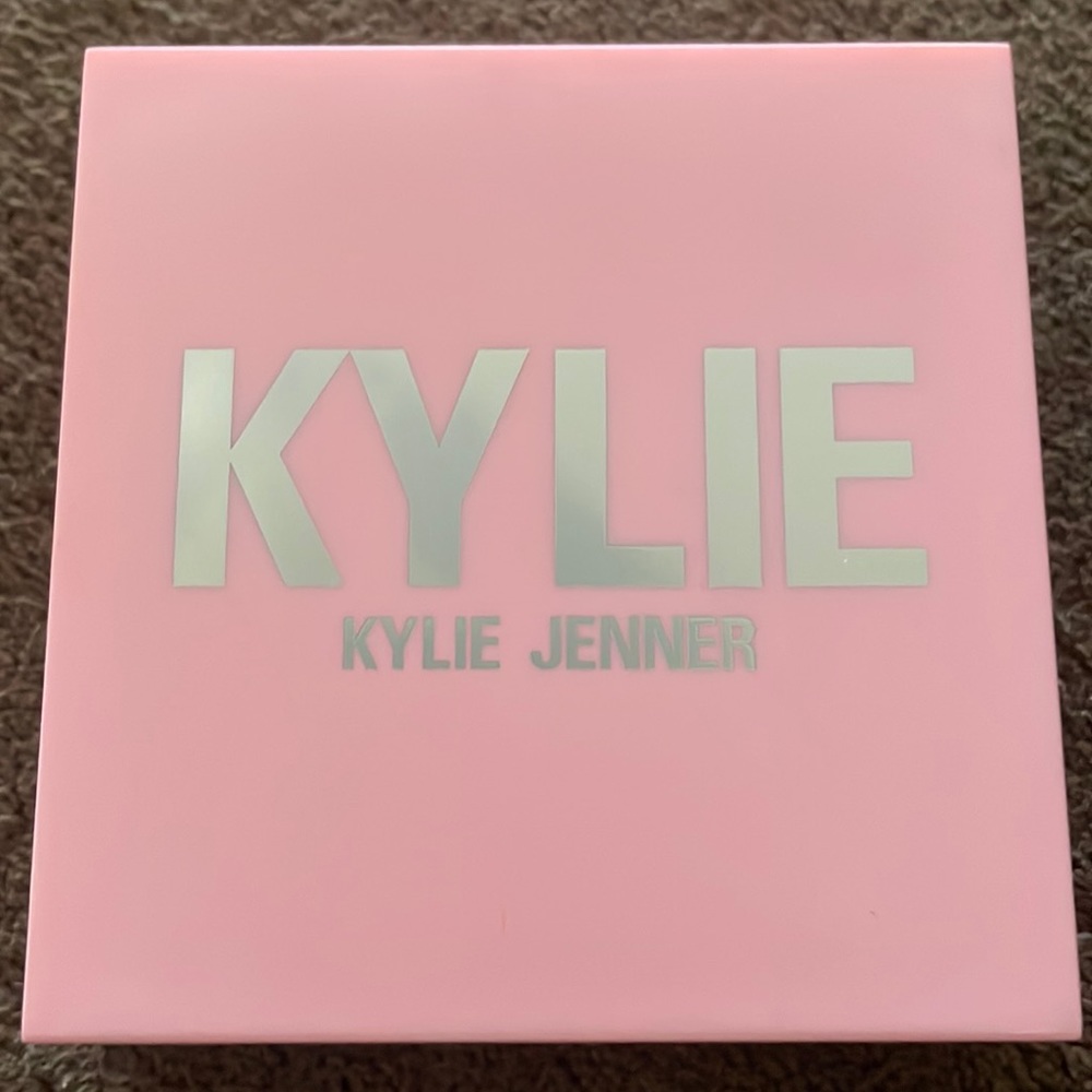 Kylie bronzer